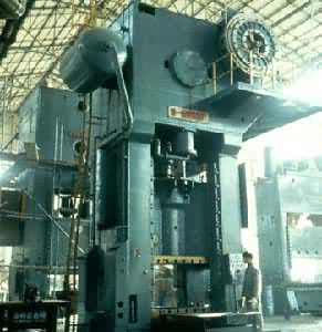 3500��˫��ѹ����