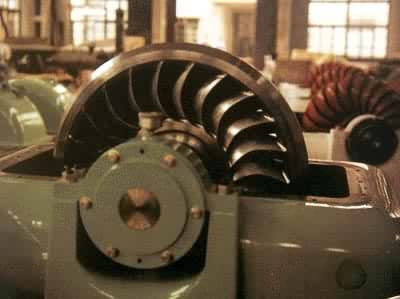 װ���е�б��ʽˮ�ֻ�