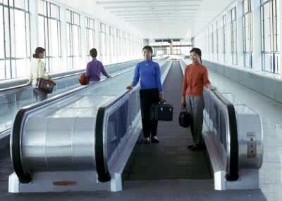 �����׶������Զ����е�