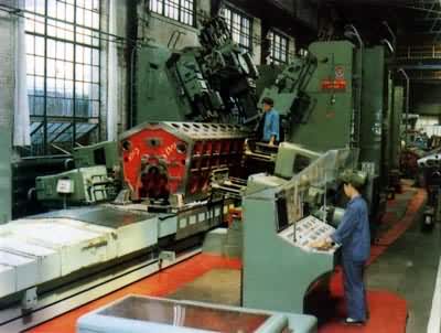 �ӹ��������ͻ������������ϻ���