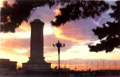 ����Ӣ�ۼ���ݣ�������1958�꽨�ɣ���˼�ɡ����������