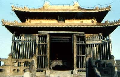 �����䵱ɽ�����嶥��Ϊͭ���ֽ�1416�꽨