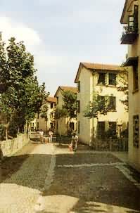 �Ϻ������´壬1952��ʼ��