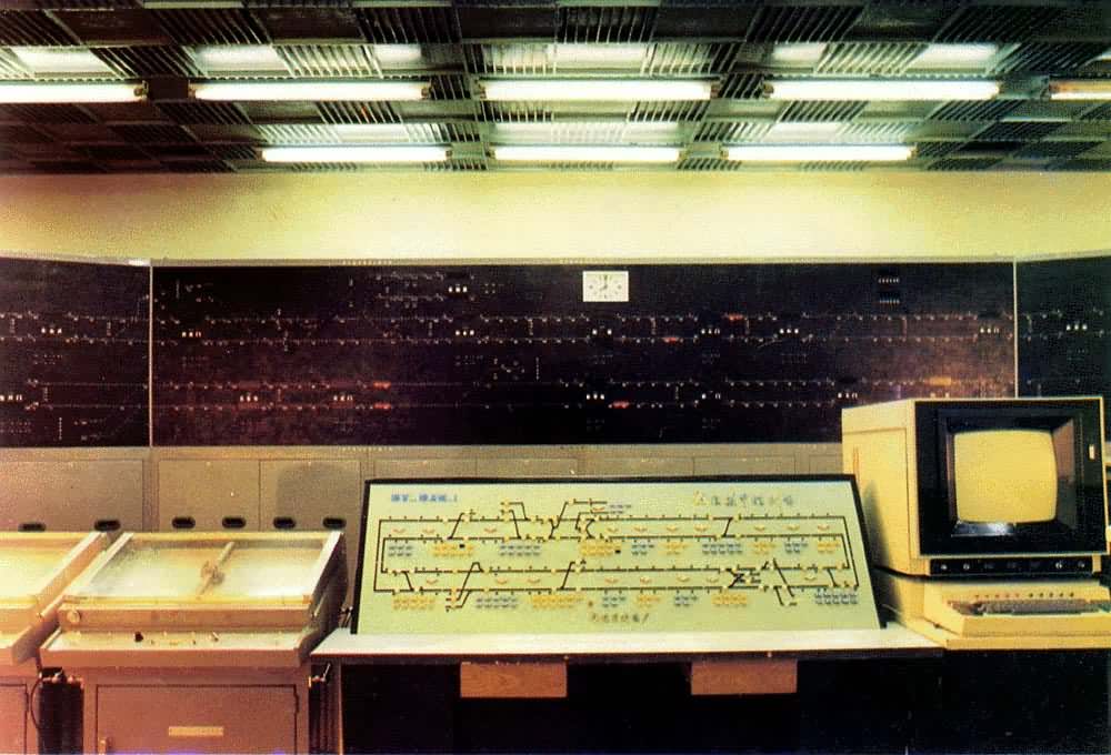 ��·�г�ָ���Զ������г������Զ���ϵͳ