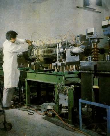 �й���ѧ������ѧ��30MeVֱ�ߵ���ͬ��������