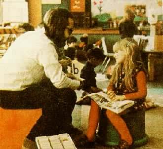 Ӣ���׶�һ��СѧУѧ�����Ͽ�