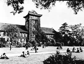 �Ͼ���ѧУ԰һ��