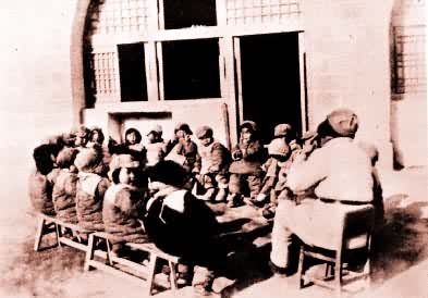 �Ӱ������ж���