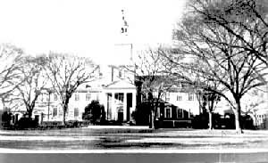 Լ��˹�����ս�˹��ѧ�����¥