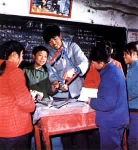 ���������ĺ���ѧ��ʵ����ѧ�εĽ�ѧ�ĸ�