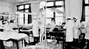 �й��׶�ҽ�ƴ�ѧѧ�����Ͻ���ʵ���