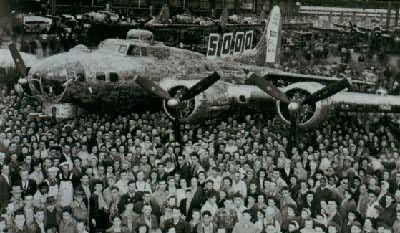 �ڶ��������ս�ڼ����������ɻ����������ĵ�5000�ܷɻ���B-17��ը����