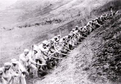 ����ս��ʱ�ڴ������˶��а�·��ָսԱ�������忪��