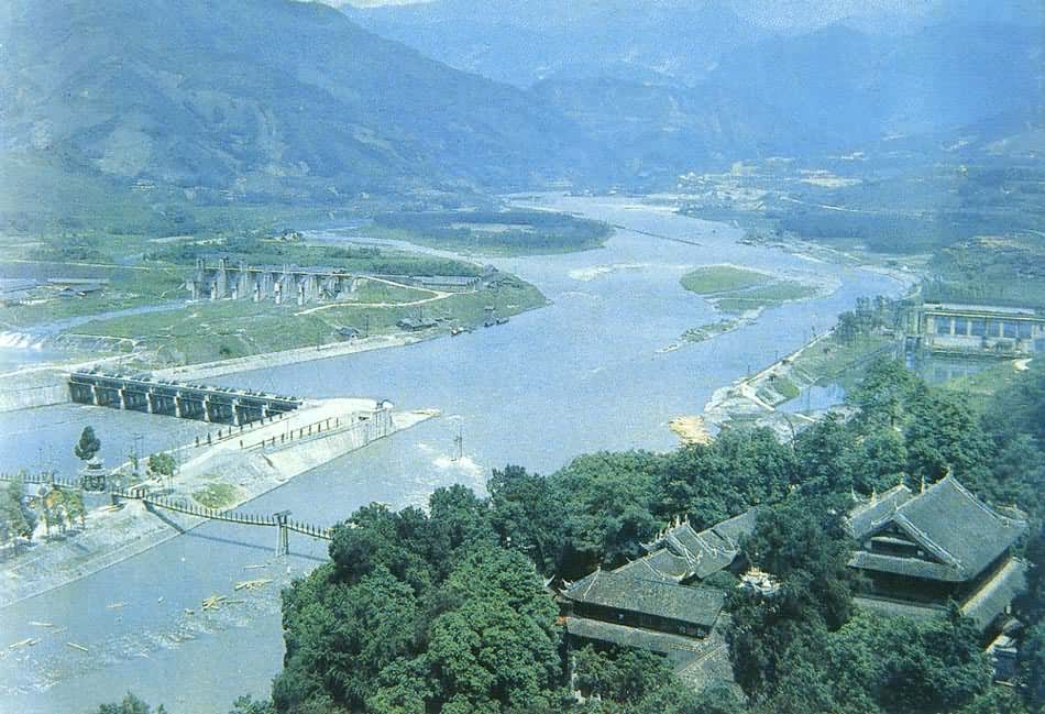 �Ĵ����ض�����