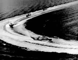 �й������ž���ͧ���Ӻ���ѵ��