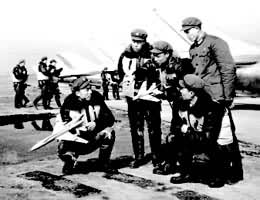 �й������ž�������Ա�о���ս