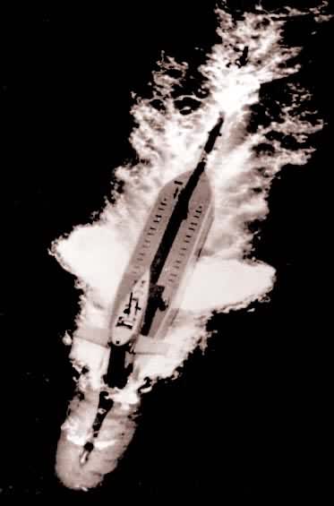 �й��˶���Ǳͧ