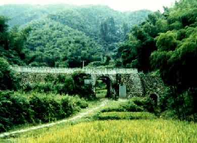 ������յ��ϵ���ϼ��