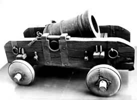 �念����ʮ���ꡰ��Զ��������