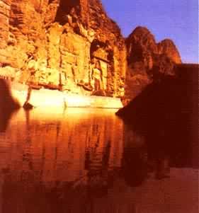 ��������������ʯ���⾰