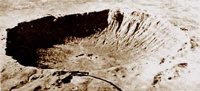 ͼ1����ѹ��ɣ����ʯ��