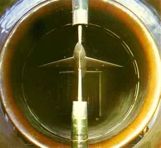 ������ѧ��ѧϵ��Ԫ���ڷ綴��ֱ��2.25�ף��ķɻ�����ģ��ʵ��