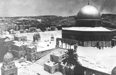 Ү·����Բ��ʥʯ��