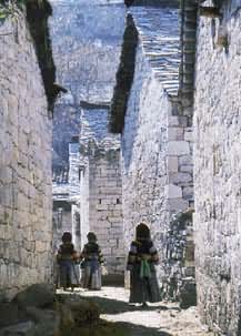 �������ס�ص�ʯ��С��