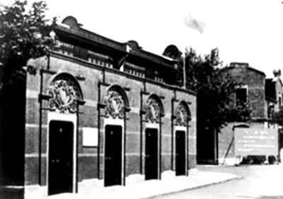 �й���������һ��ȫ����������ַ���Ϻ���