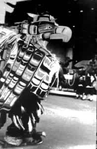 ���ô�ӡ�ڰ��˵Ĵ�ͳ�赸