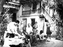 ά������һ����ͥ