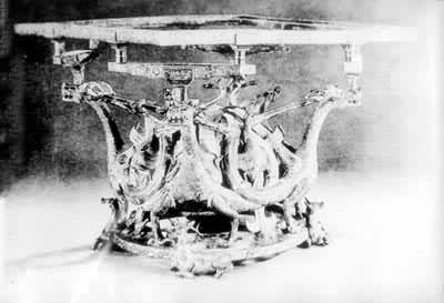 ͼ2��ս��������������ͭ����