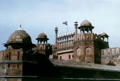 ӡ�ȵ���챤�ĳ�¥