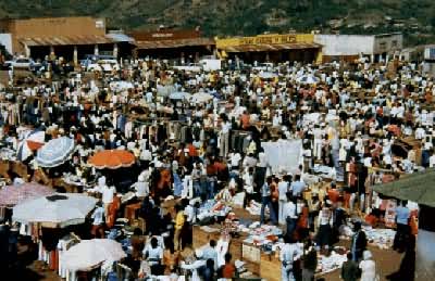 卢旺达首都基加利市中心的大市场