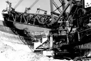 ³������