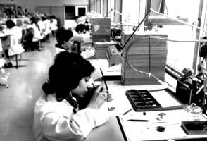 �ӱ���ҵ��װ�䳵��