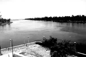 �׸���˹�Ӻ��׷����׺ӵĻ�ϴ�