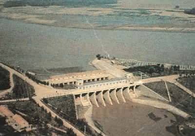 ɽ������(��)����(��)����բ����������բ