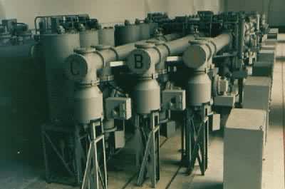 ���������ڽ���ˮ��վ�����������Ӹ�165m��1983�꿢�� ͼΪ����ʽȫ��տ���վ