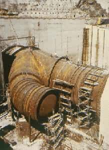 �ͻ�˹̹������ˮ��վ���ܣ��������Ĳ��ܣ����ڹ�ֱ��13.26m��ͼΪ�ֳ���װ���