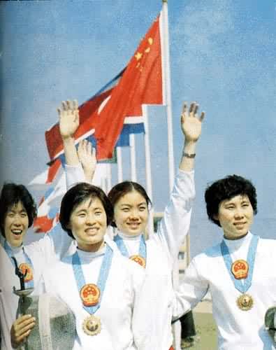 �й�Ů�ӻ������ڵ�8�����˻��ϻ�����ھ�