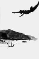 ͼ8������ս���ڼ��Ӱ���ѧ����ϵѧԱ���Ӻӵ���ˮ����