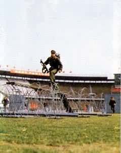 �й������ž�ȫ���˶����ϵľ��±���