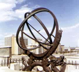 �����γ��