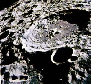 ������Ļ���ɽ  IAU308�Ż���ɽ��ֱ��80����