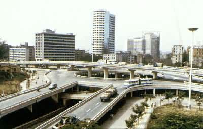 �����Ĳ㻷�����彻��