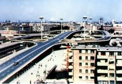 ����л��߰���̨���彻��