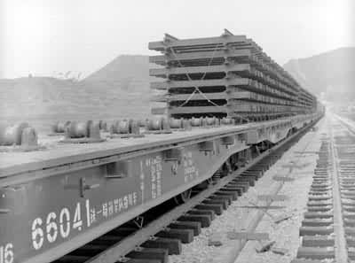 ͼ2��װ�й��ֵ�����ƽ��