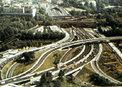 ����¹����ٹ�·