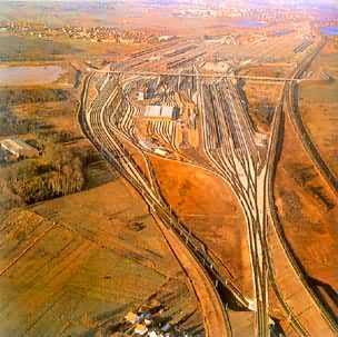 ����¹��������վ